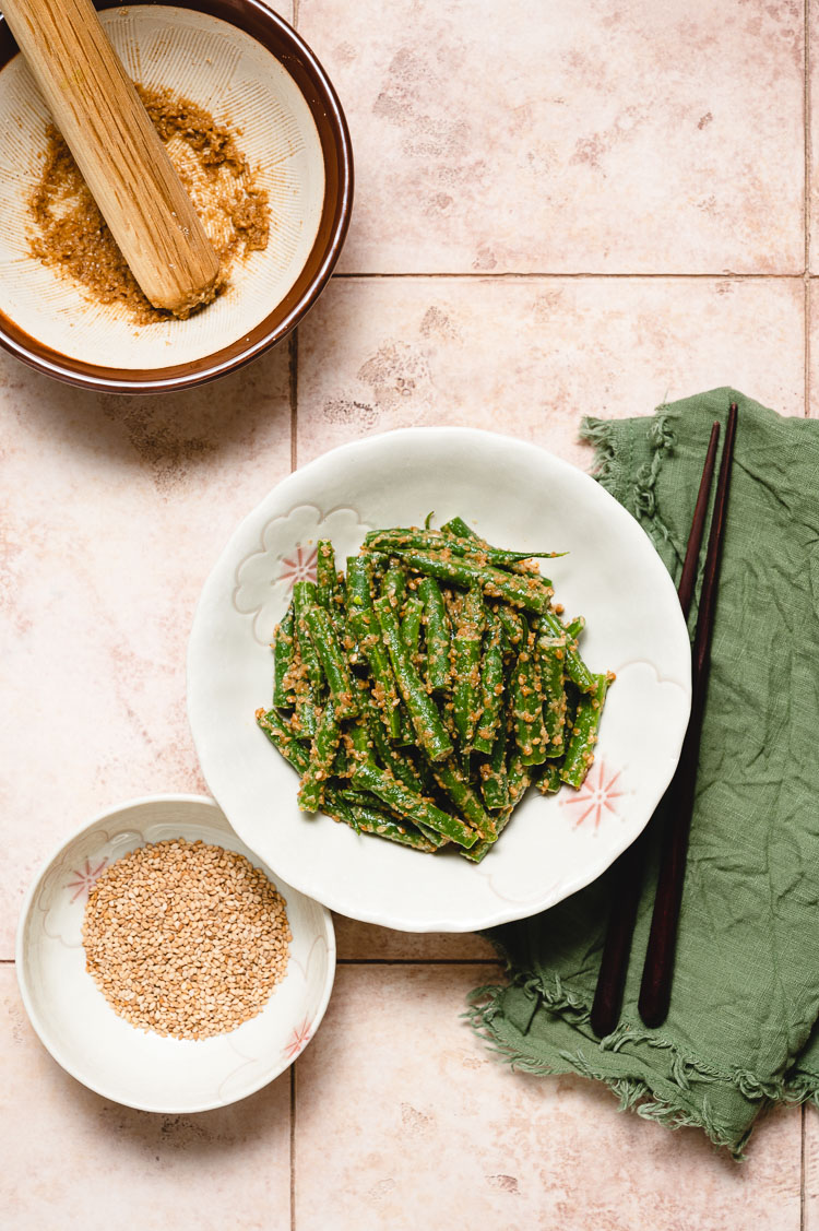 green bean gomaae in a bowl