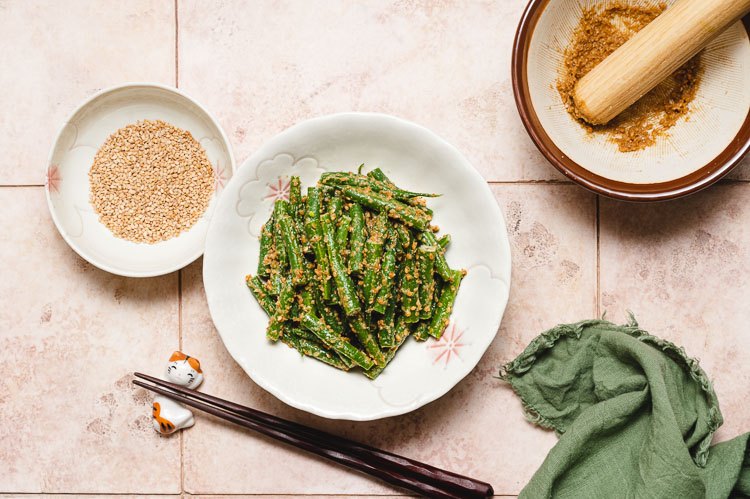 green bean goma-ae in a bowl