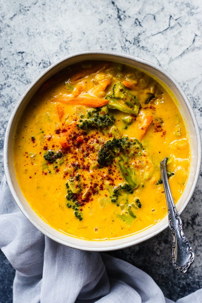 Cheesy Broccoli Soup (Vegan, GF) Ellie Likes Cooking