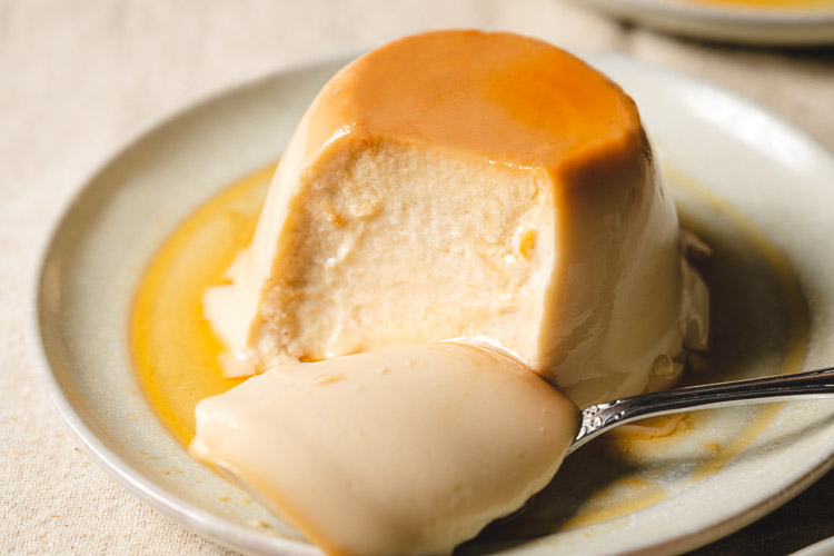 Vegan Tofu Purin (Japanese Custard Pudding) | ヴィーガン豆腐プリン
