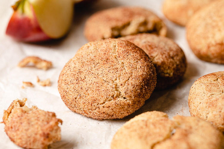 apple pie snickerdoodles close up