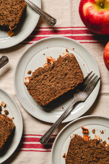 vegan cinnamon apple bread on plates