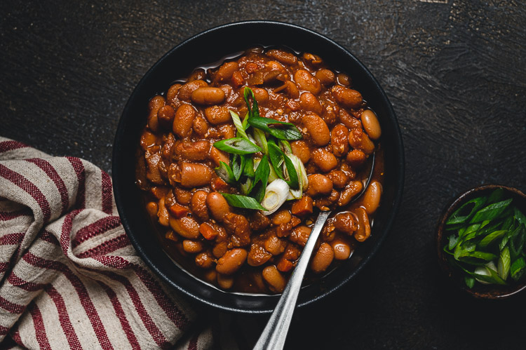 bowl of baked beans