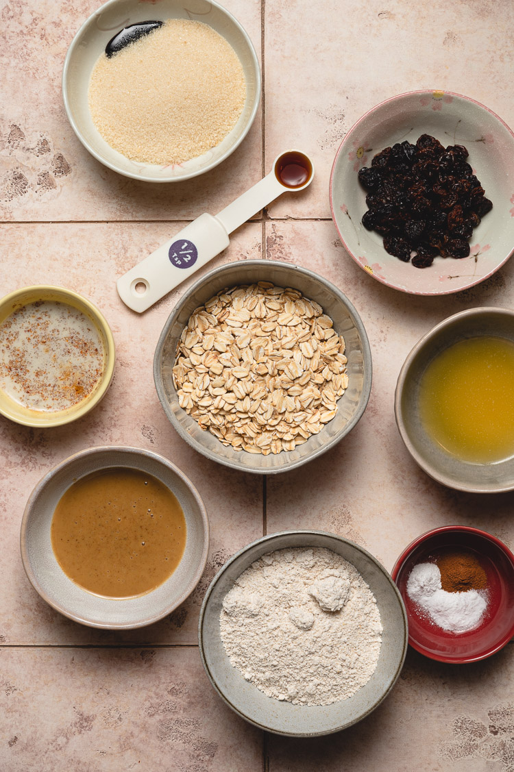 vegan oatmeal raisin cookie ingredients