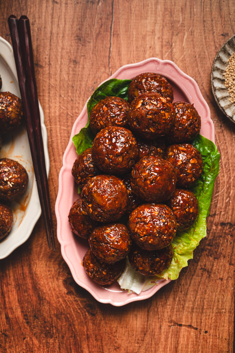 vegan meatballs on a serving plate