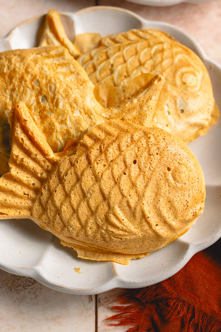 Vegan Taiyaki  ヴィーガンたい焼き - Ellie Likes Cooking